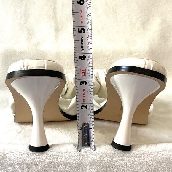 White Circus Sam Edelman Cushioned Comfy Stretchy Slip On Sandal Size 9 - Picture 8 of 16